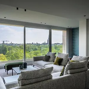 Prachtig App Met Schitterend Zicht Op Het Park Appartement