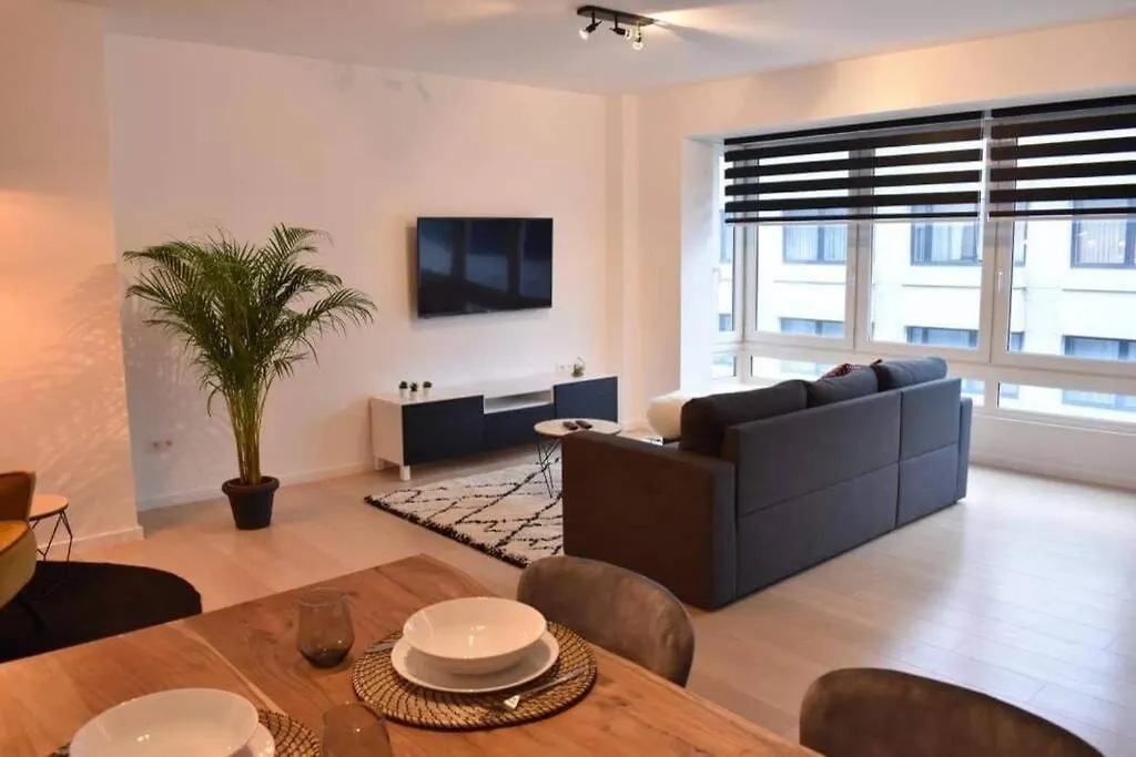 Apartment Vernieuwd Appartement Op 200M Van De Zee Ostend Belgium
