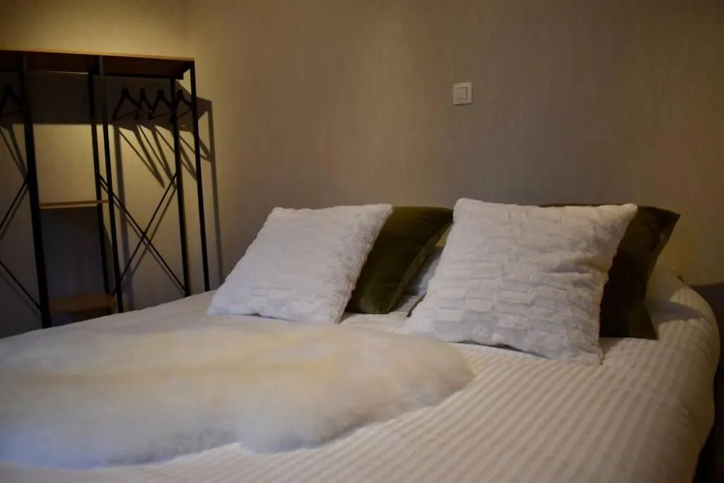 Vernieuwd Appartement Op 200M Van De Zee Ostend Belgium